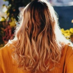 Capelli Colorati: la Guida Completa per una Cura che Mantiene il Colore Brillante