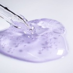 Tonico o essenza? La guida semplice per scegliere il trattamento perfetto per la tua pelle