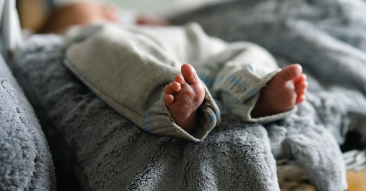 Il Primo Rientro a Casa con il Neonato: Guida Pratica e Serenità per Tutta la Famiglia