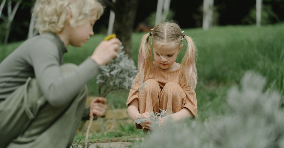 Vestire i bambini senza stress: idee pratiche e comode per ogni giorno