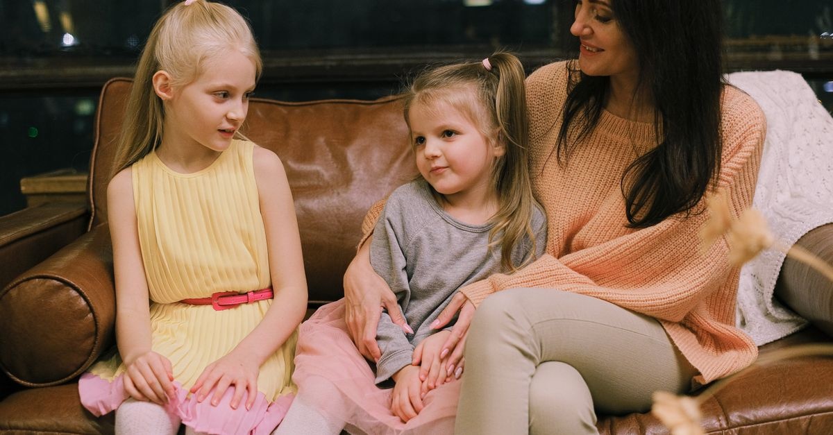 Domande intelligenti per il colloquio con la babysitter: guida pratica per scegliere la persona giusta
